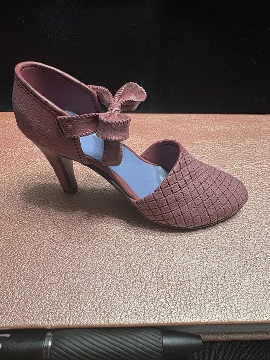Just The Right Shoe Shoes - Just The Right Shoe Textured Mauve Heels with Bow